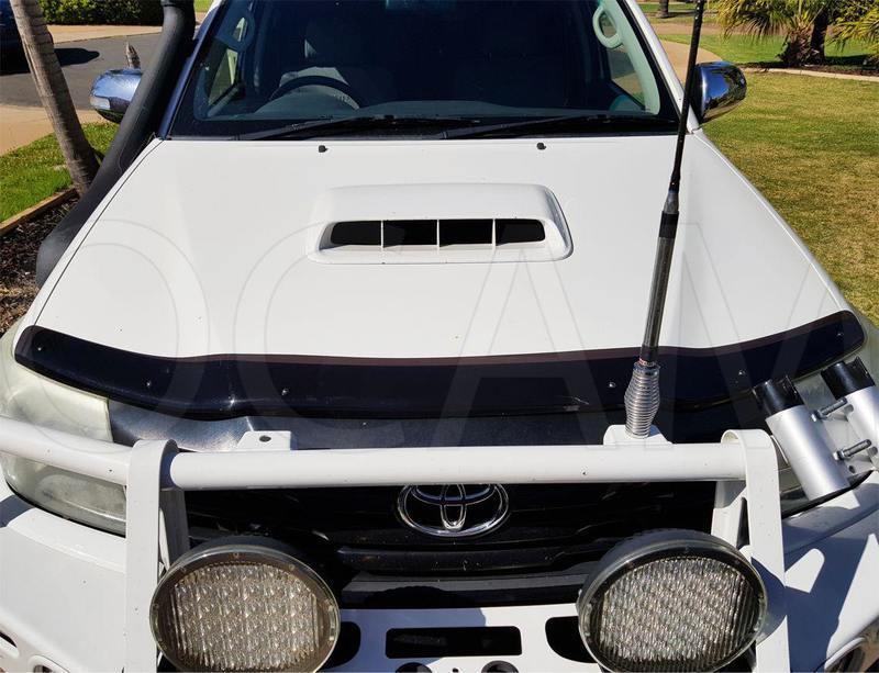 Bonnet Protector BUG GUARD WIND DEFLECTOR (Smoked) FOR Toyota Hilux 2012-2015