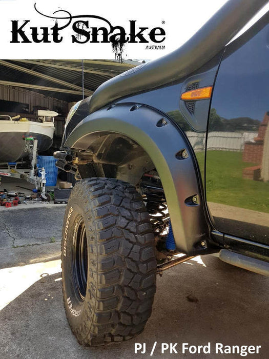 MATT BLACK FENDER FLARE WHEEL ARCH WITH NUT FOR FORD RANGER PX2  2015+