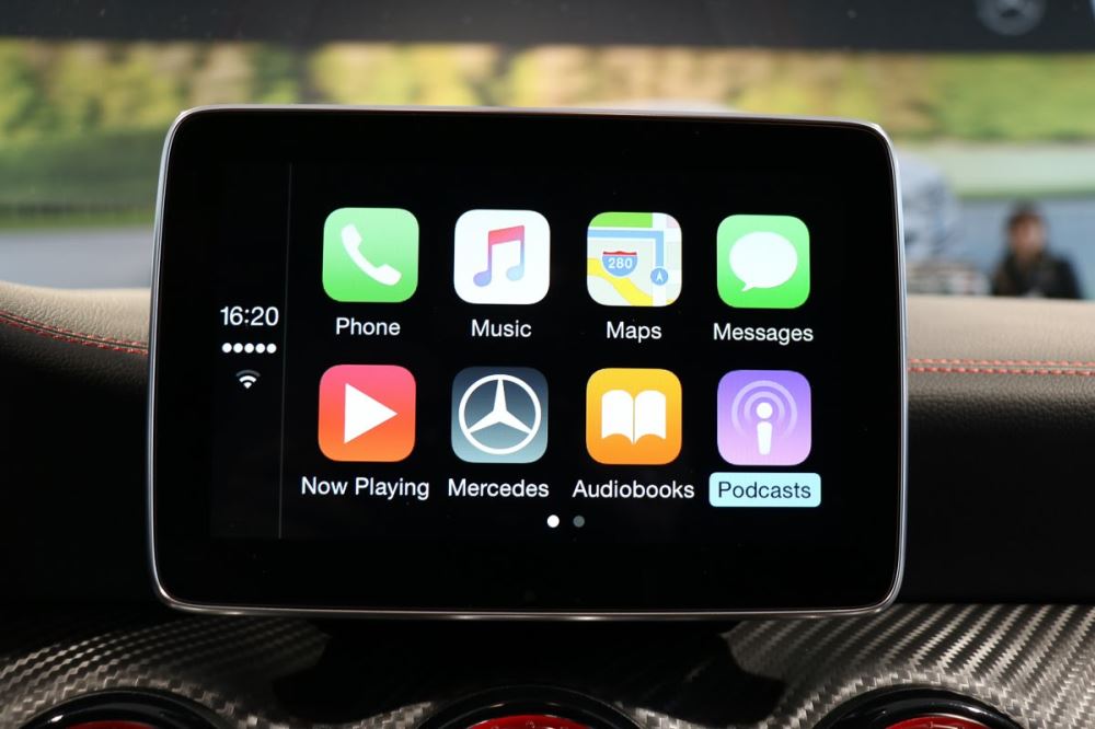 Activate Mercedes Benz Apple Carplay  /  Android Auto service