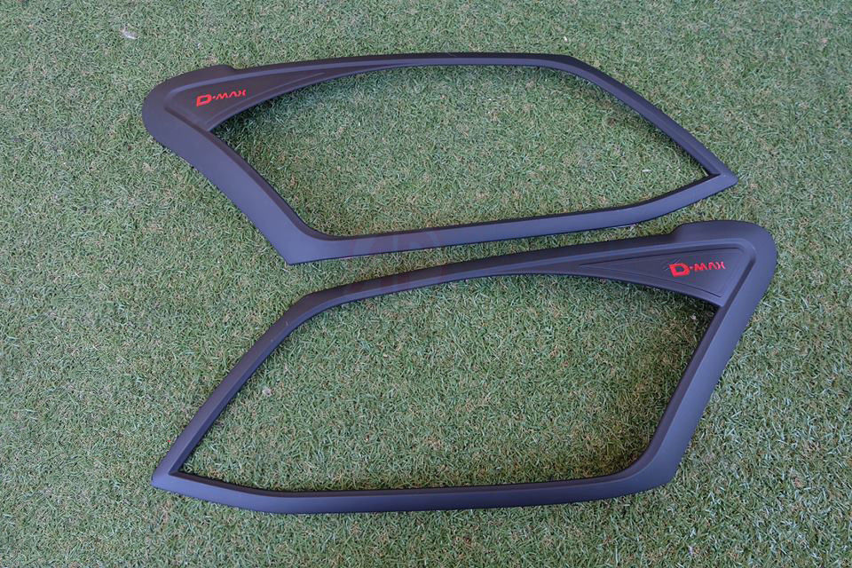 Head Light  (MATTE BLACK) ( Pair）for D MAX 2012 - 2015