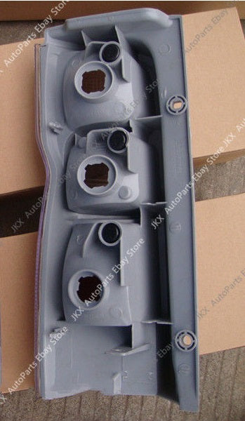 LEFT TAIL LIGHT FOR NISSAN  E25 CARAVAN 2001 - 2012