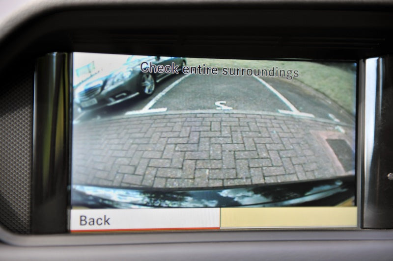Mercedes Benz  Fully integrated camera with installation